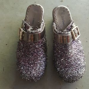 Girls Juicy Couture “Sammie” Black Sparkly Clogs